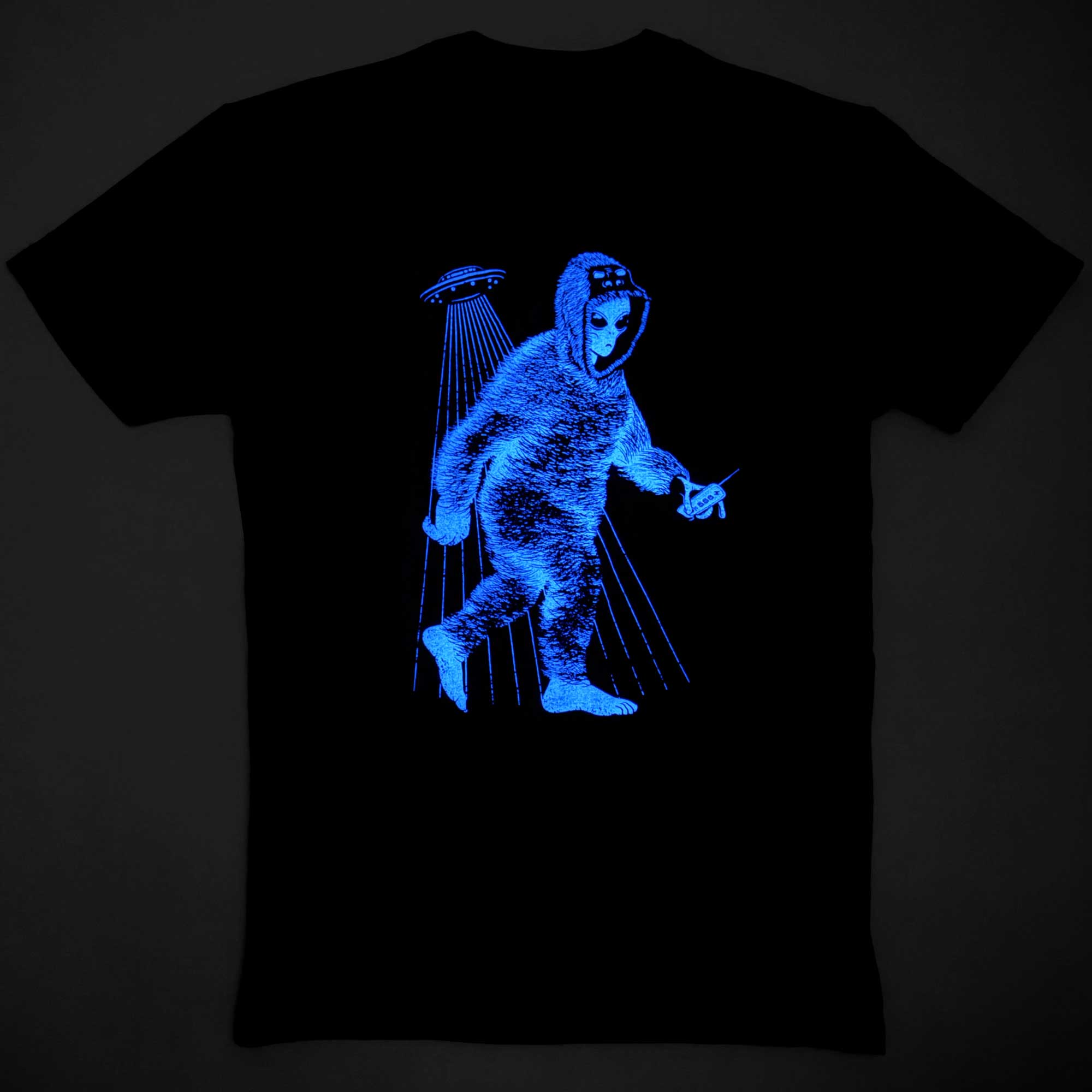 Alien Bigfoot graphic t-shirt that glows in the dark - STORY SPARK