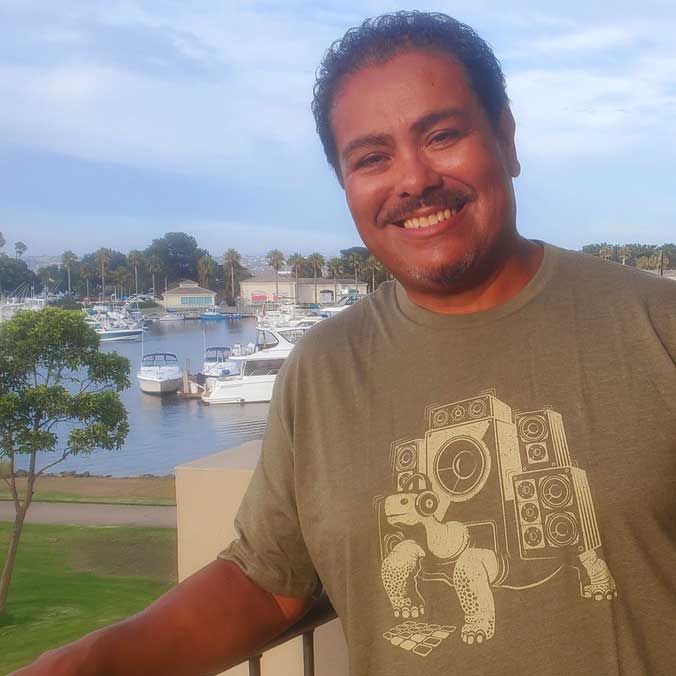 slow-beats-olive_678e9d94-b6a0-4748-a6b1-1d054332a158 - STORY SPARK